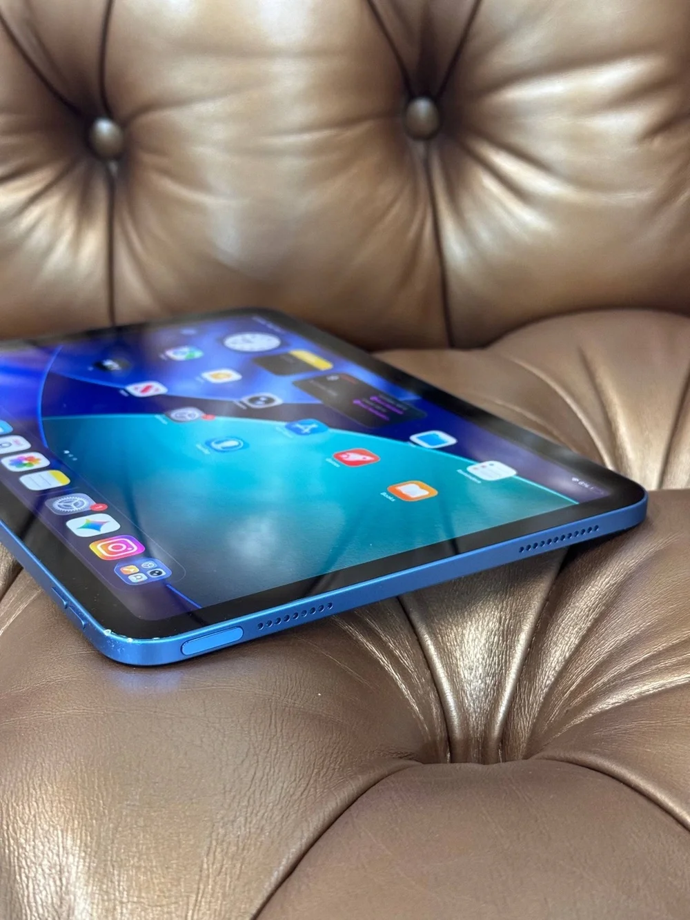 Apple iPad 2025 11-inch (A16) A3354 128GB | Blue | WIFI ONLY